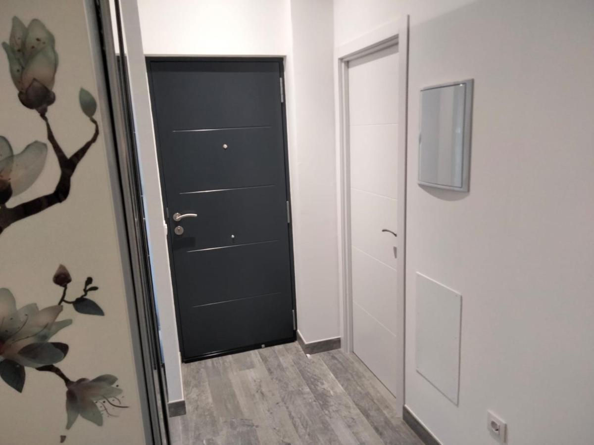 Loft La Calahorra Con Posibilidad De Aparcamiento Pregunta Por El Pack Mas Amor กอร์โดบา ภายนอก รูปภาพ